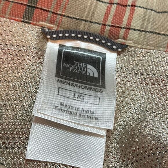 North Face Men’s Red Plaid Short Sleeve Button Down Shirt size L Large - Picture 6 of 8